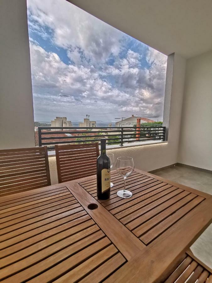Tonkita With Jacuzzi Apartma