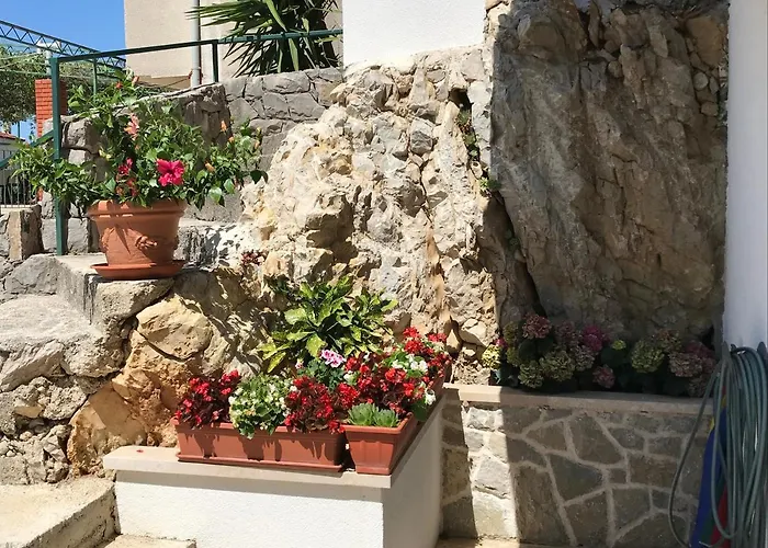 Apartments Tonkita With Jacuzzi